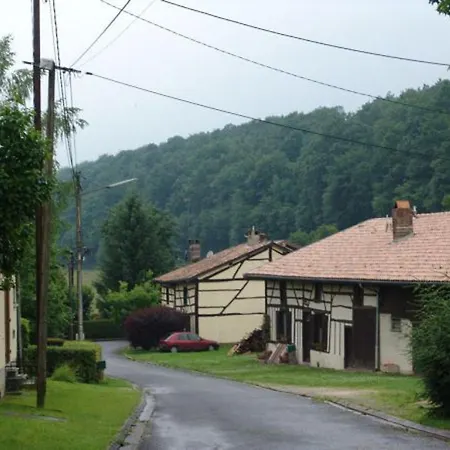 Typiques Restaurees Au Coeur De L'argonne Bed & Breakfast 3*