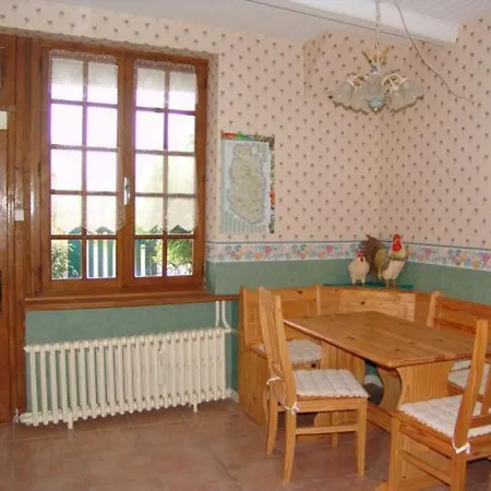 Bed & Breakfast Typiques Restaurees Au Coeur De L'argonne - Fr-1-585-141 *