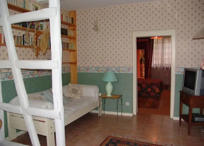 Typiques Restaurees Au Coeur De L'argonne - Fr-1-585-141 Bed & Breakfast