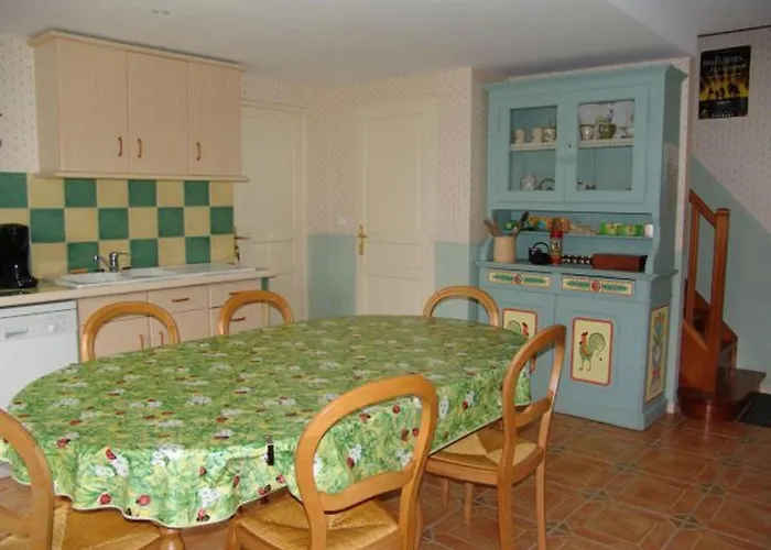 Bed & Breakfast Typiques Restaurees Au Coeur De L'argonne - Fr-1-585-141 Futeau